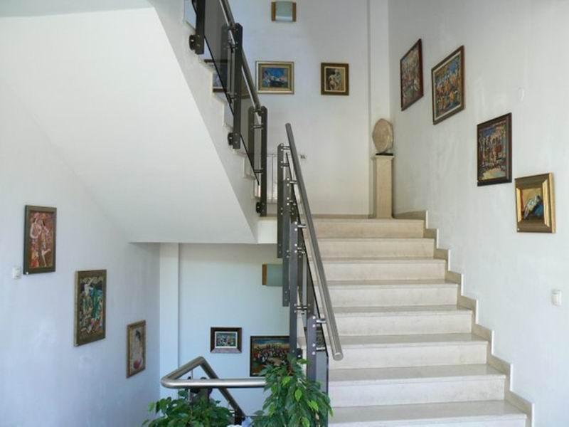 Family Art Hotel Gallery Pleven Esterno foto