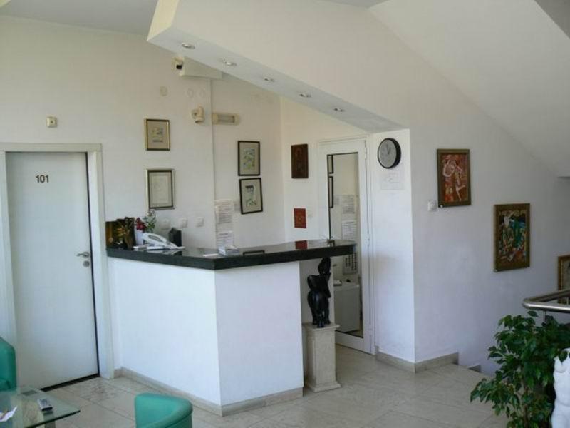 Family Art Hotel Gallery Pleven Esterno foto